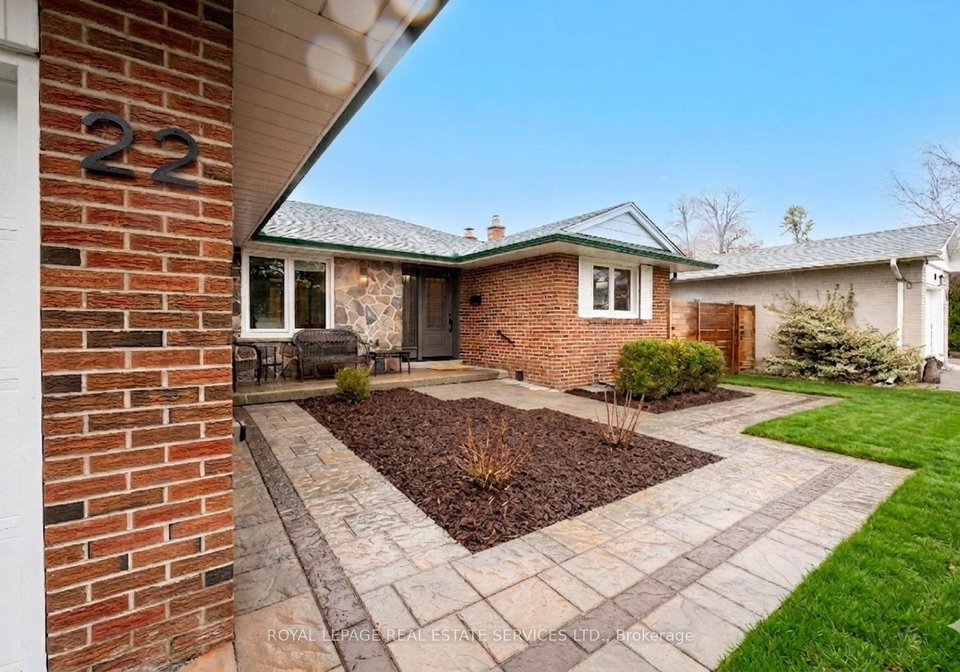 22-arbroath-crescent-toronto-etobicoke-ontario-w13753840