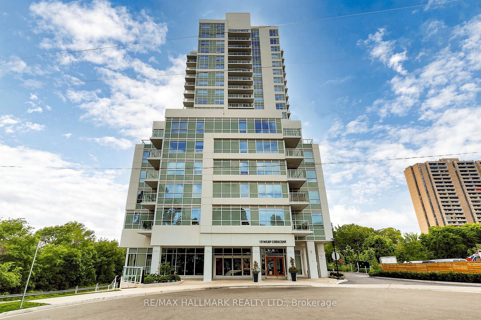 10-wilby-crescent-toronto-north-york-ontario-w13753912