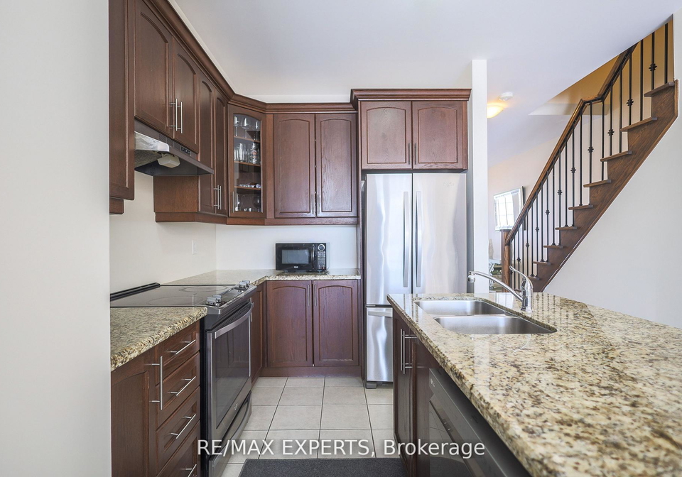 27-hogan-manor-drive-brampton-ontario-w13753930