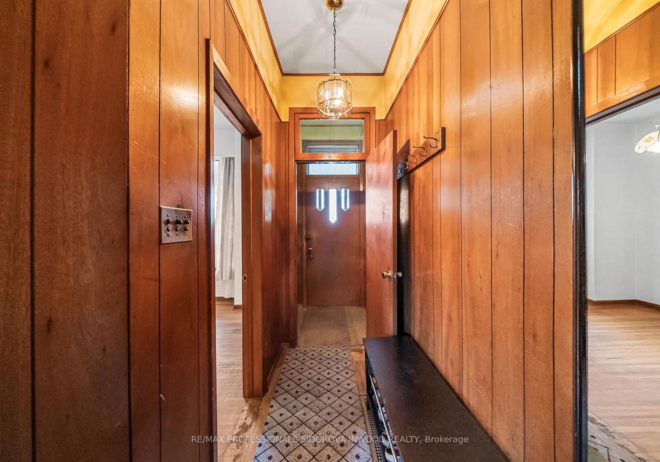 44-golden-avenue-toronto-toronto-ontario-w13754008