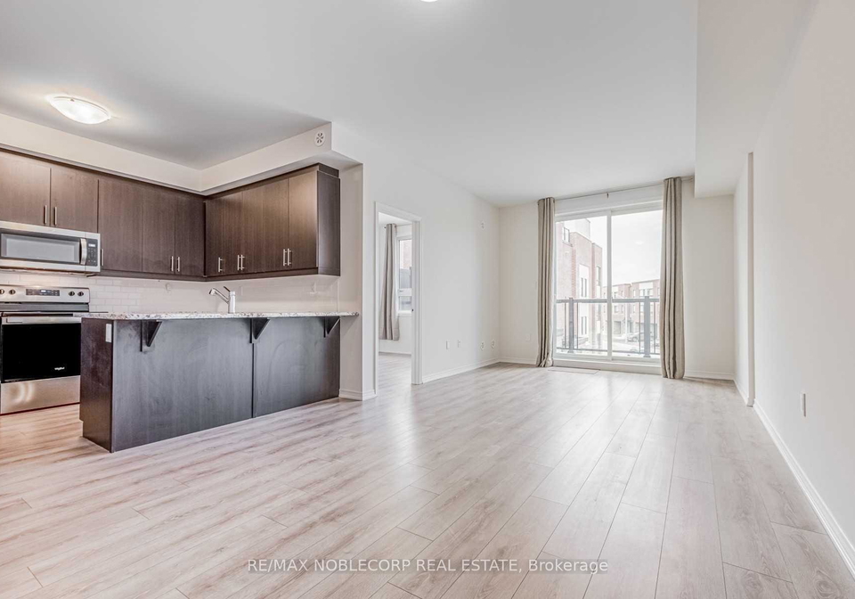 620-rexdale-boulevard-toronto-etobicoke-ontario-w13754294