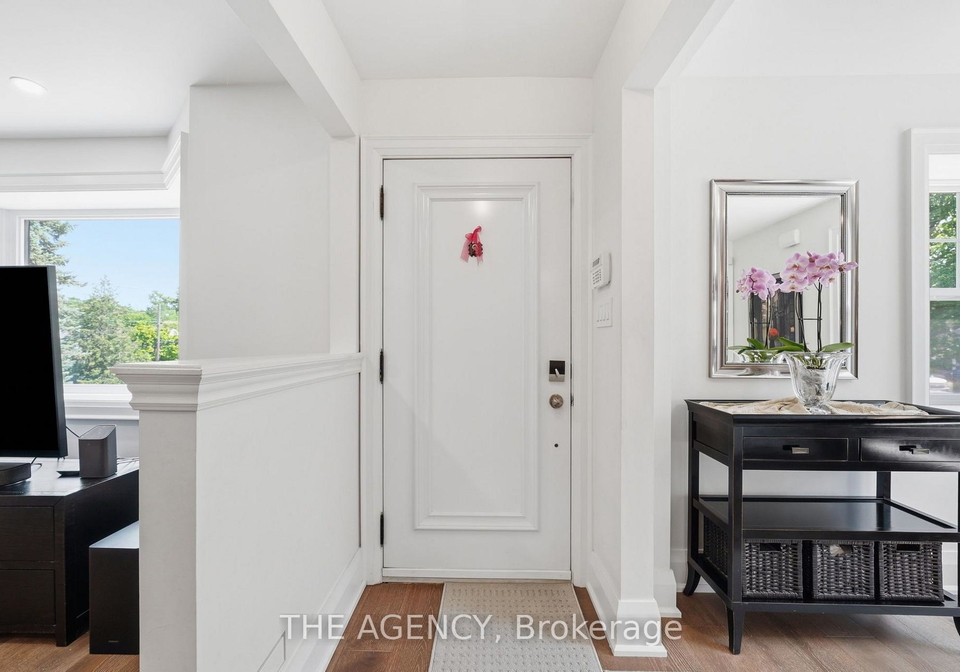 42-berl-avenue-toronto-etobicoke-ontario-w13754786
