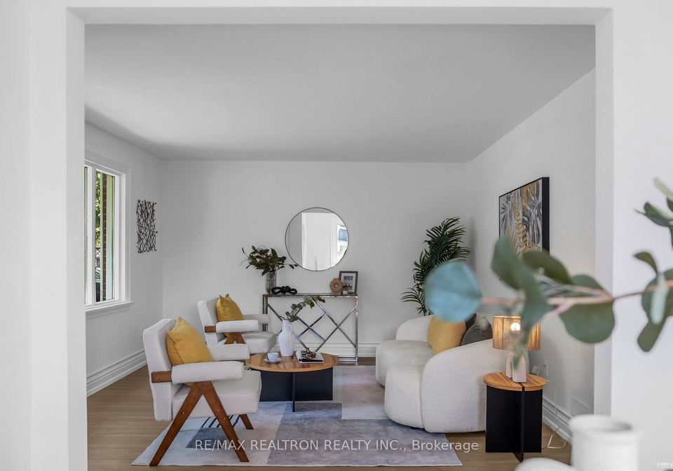 11-harrow-drive-toronto-north-york-ontario-w13755102