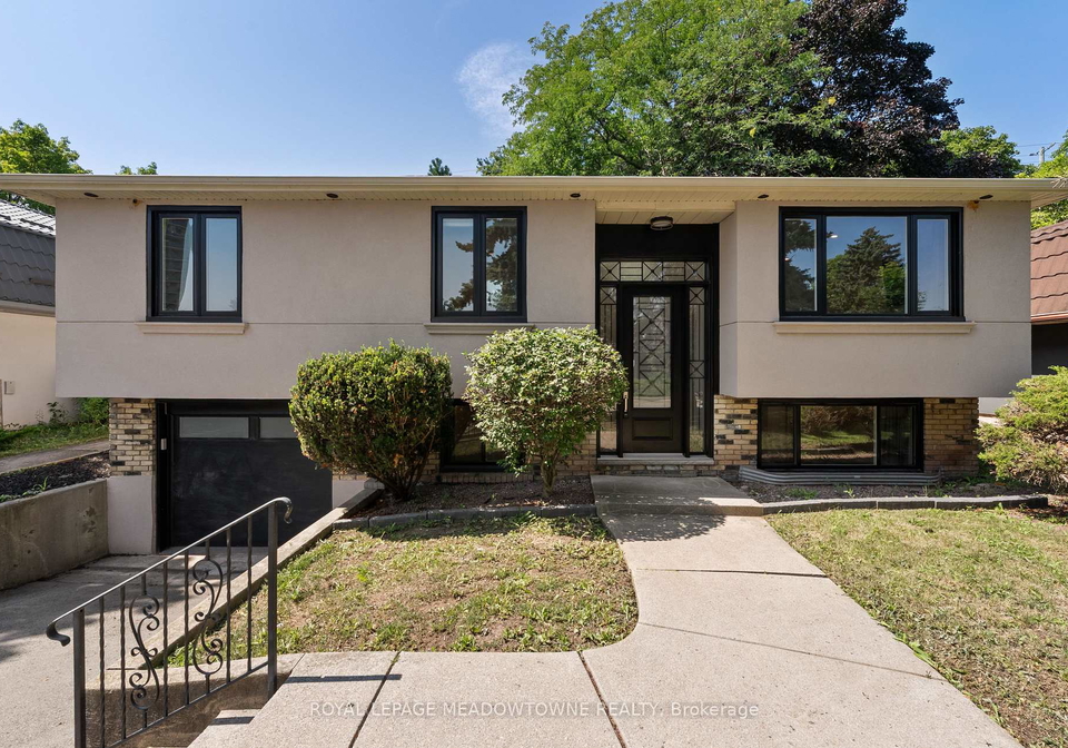 1268-forest-hill-oakville-ontario-w13755164