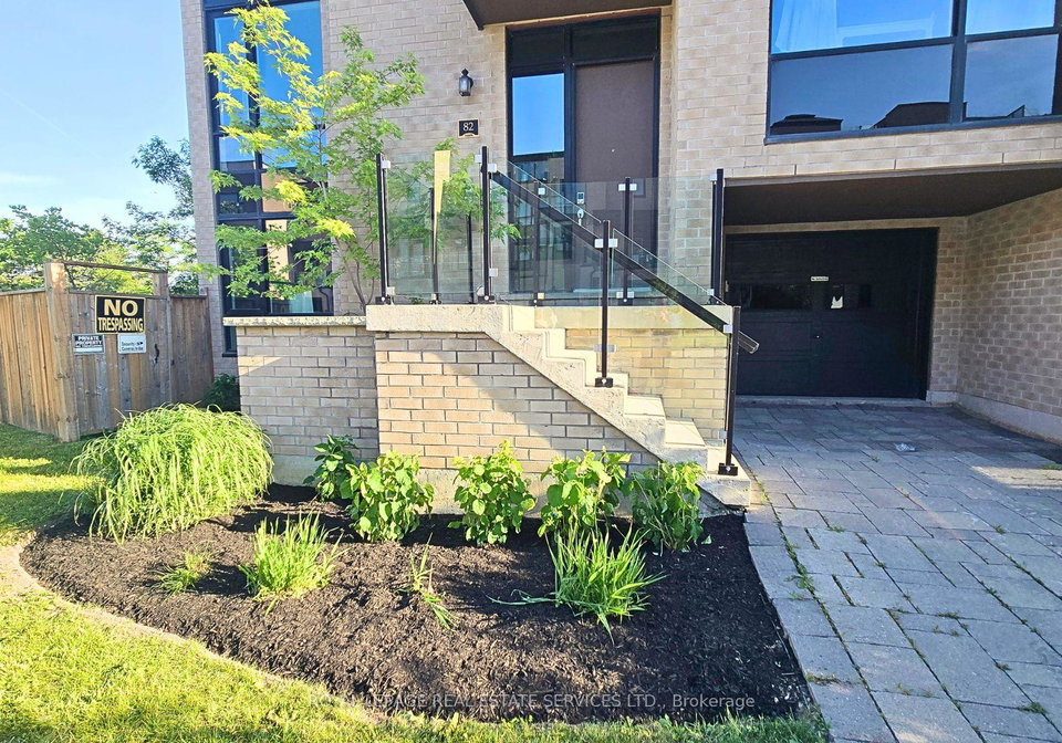 82-pony-farm-drive-toronto-etobicoke-ontario-w13755198