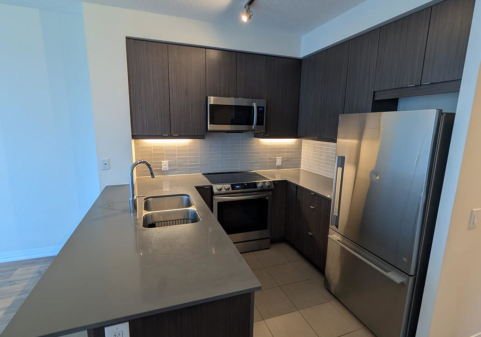50-thomas-riley-road-toronto-etobicoke-ontario-w13755560