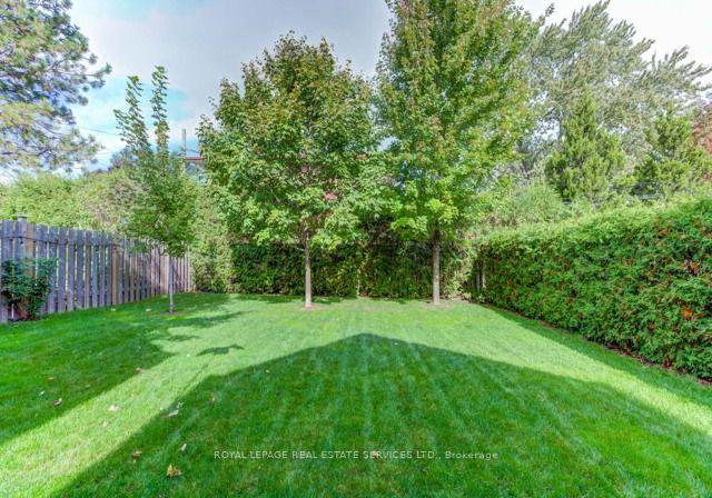 42-mervyn-avenue-toronto-etobicoke-ontario-w13755740