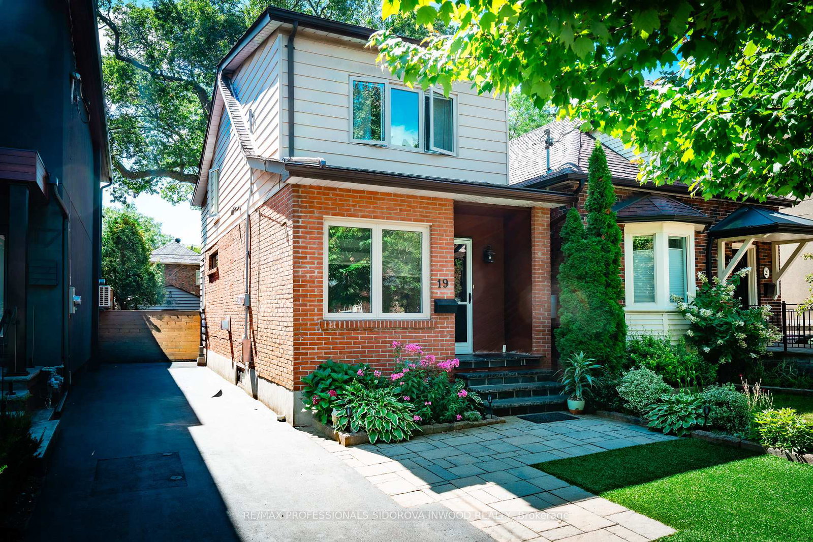19-harshaw-avenue-toronto-toronto-ontario-w13756108