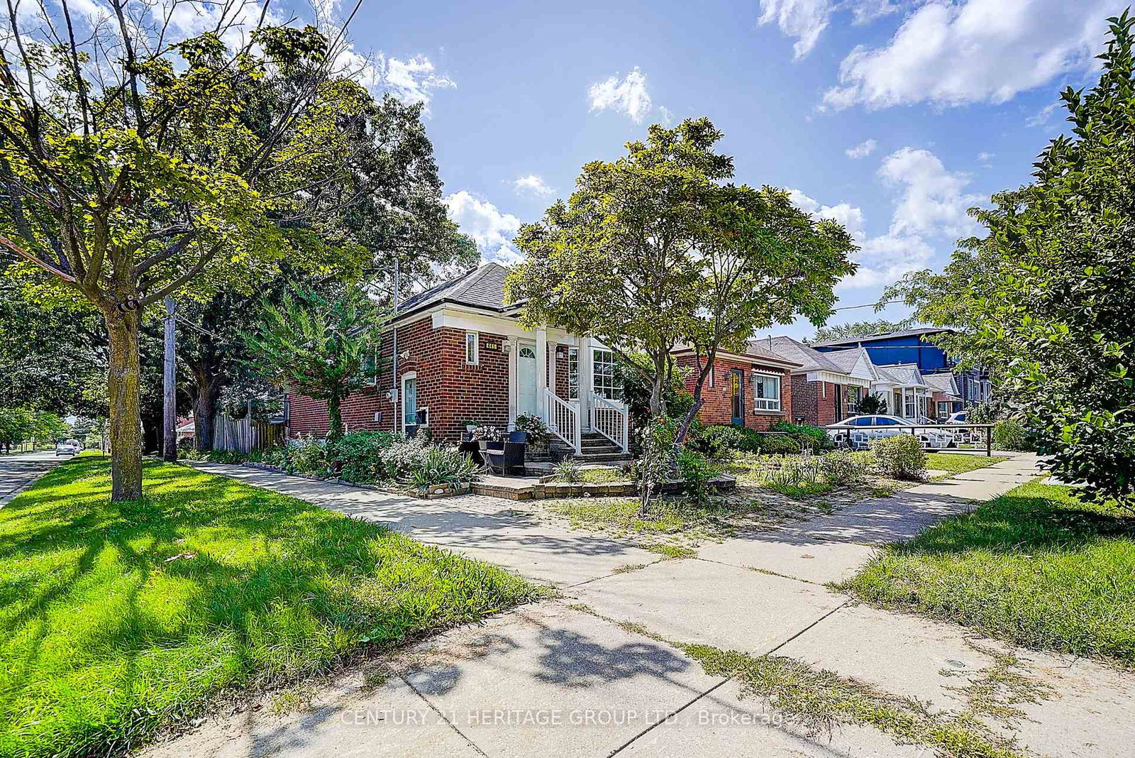 441-rimilton-avenue-toronto-etobicoke-ontario-w13756130