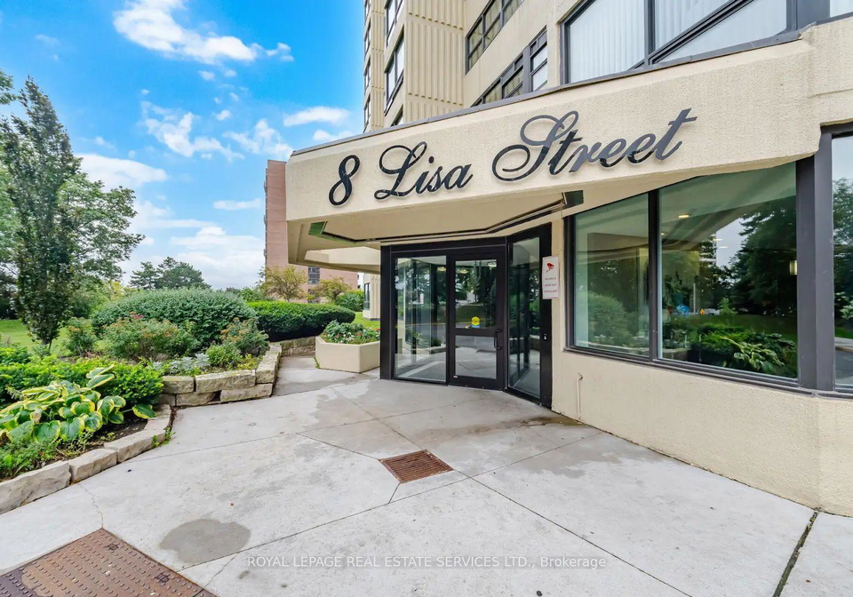 8-lisa-street-brampton-ontario-w13756290