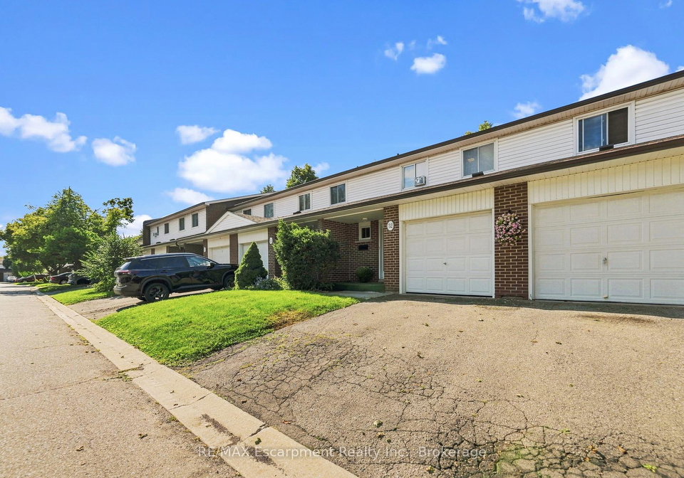 2380-bromsgrove-road-mississauga-ontario-w13756322