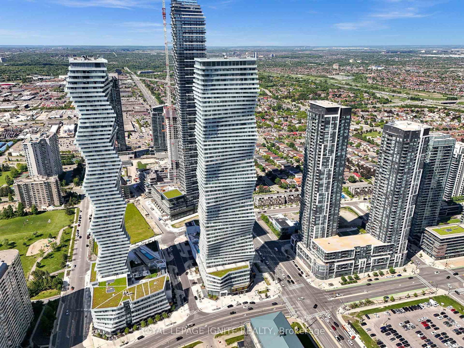 3900-confederation-parkway-mississauga-ontario-w13756438