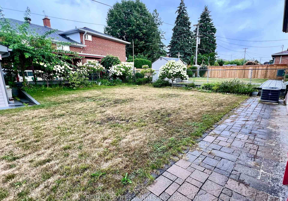 30-lemonwood-drive-toronto-etobicoke-ontario-w13756556