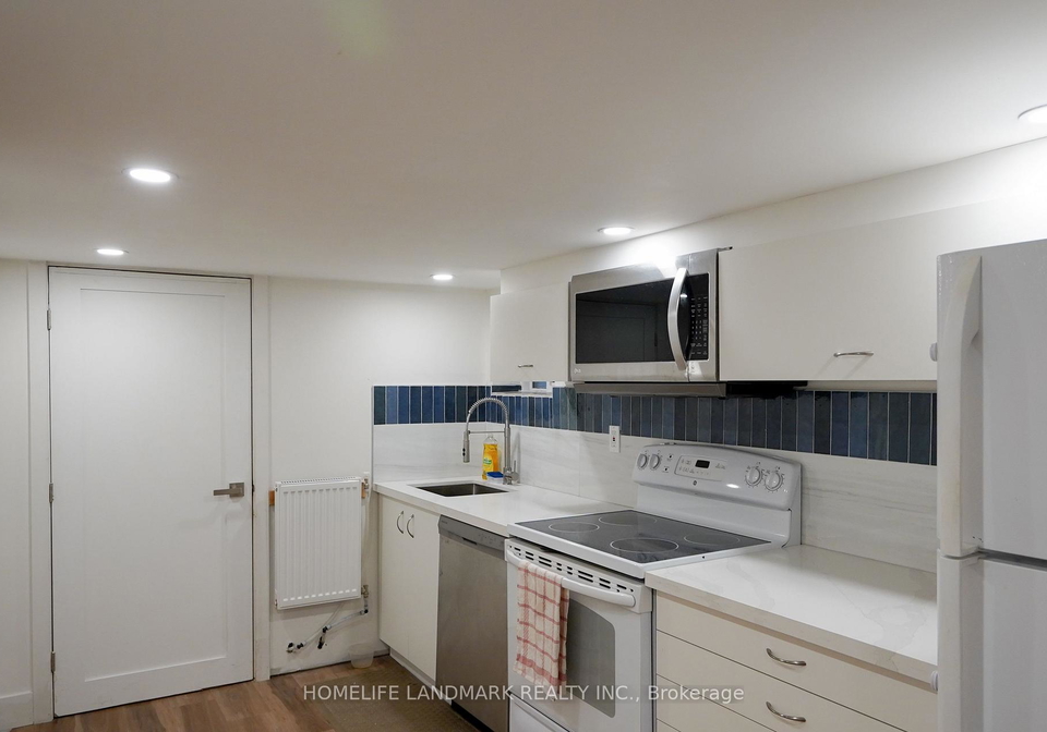 479-whitmore-avenue-toronto-north-york-ontario-w13756654