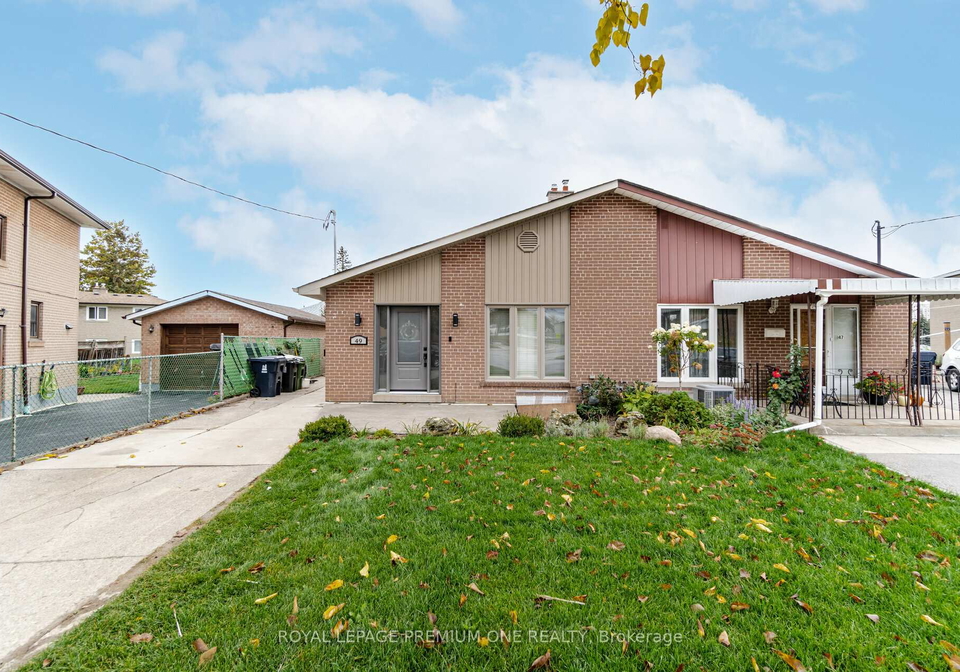 49-gulfstream-road-e-toronto-york-ontario-w13757022