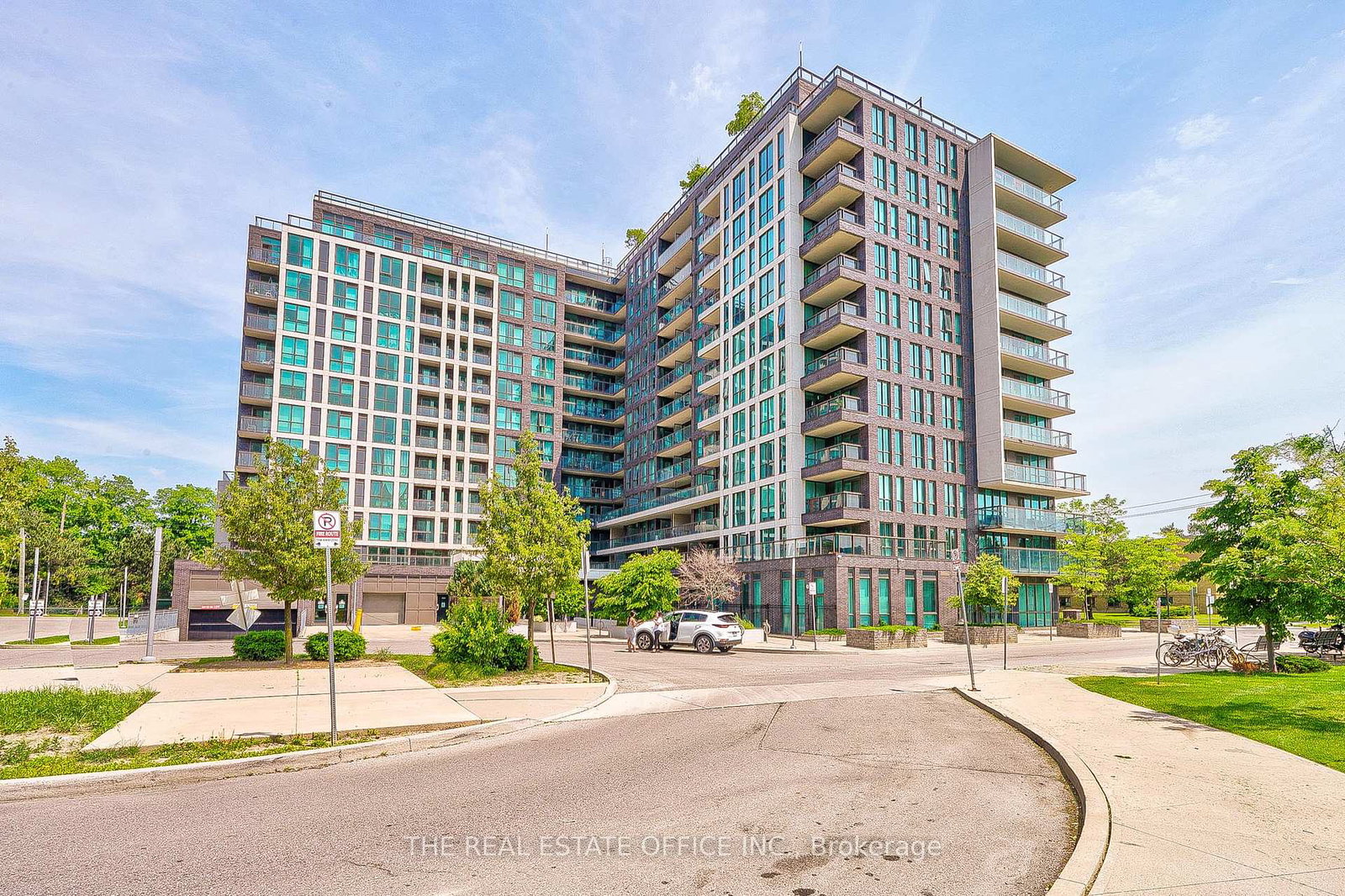 80-esther-lorrie-drive-toronto-etobicoke-ontario-w13757036