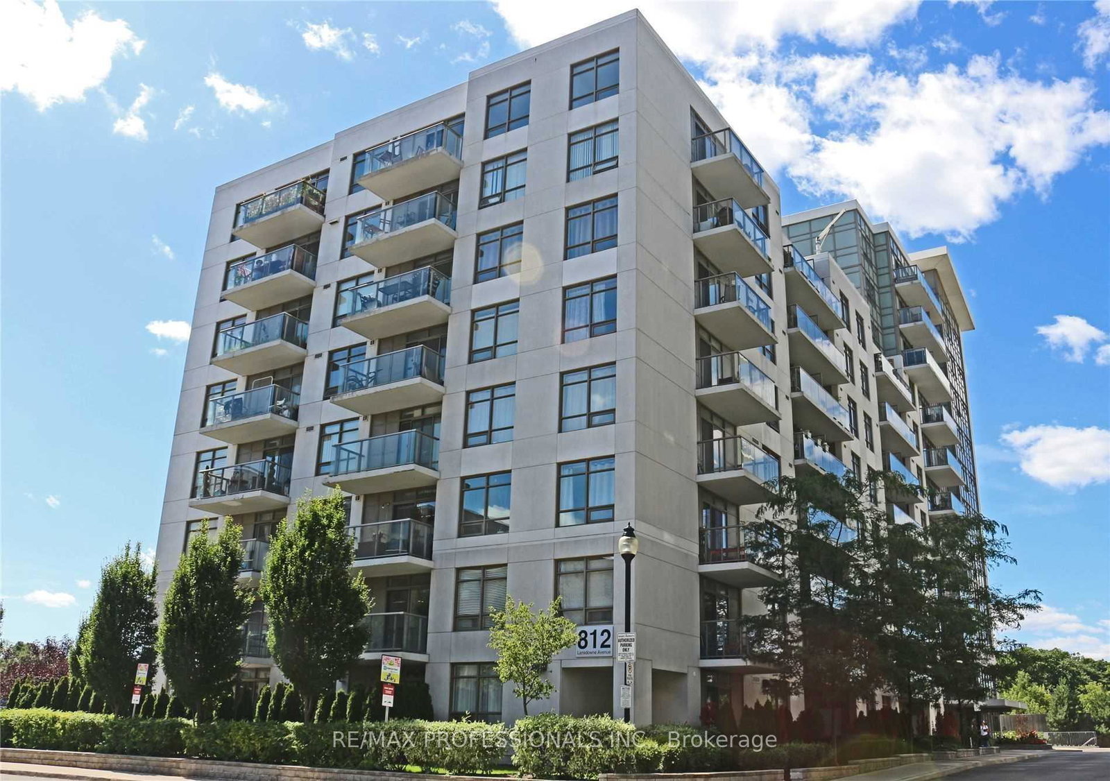 812-lansdowne-avenue-toronto-toronto-ontario-w13757240