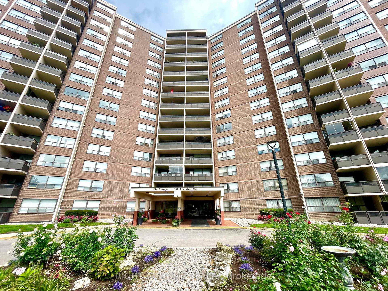 551-the-west-mall-toronto-etobicoke-ontario-w13757390