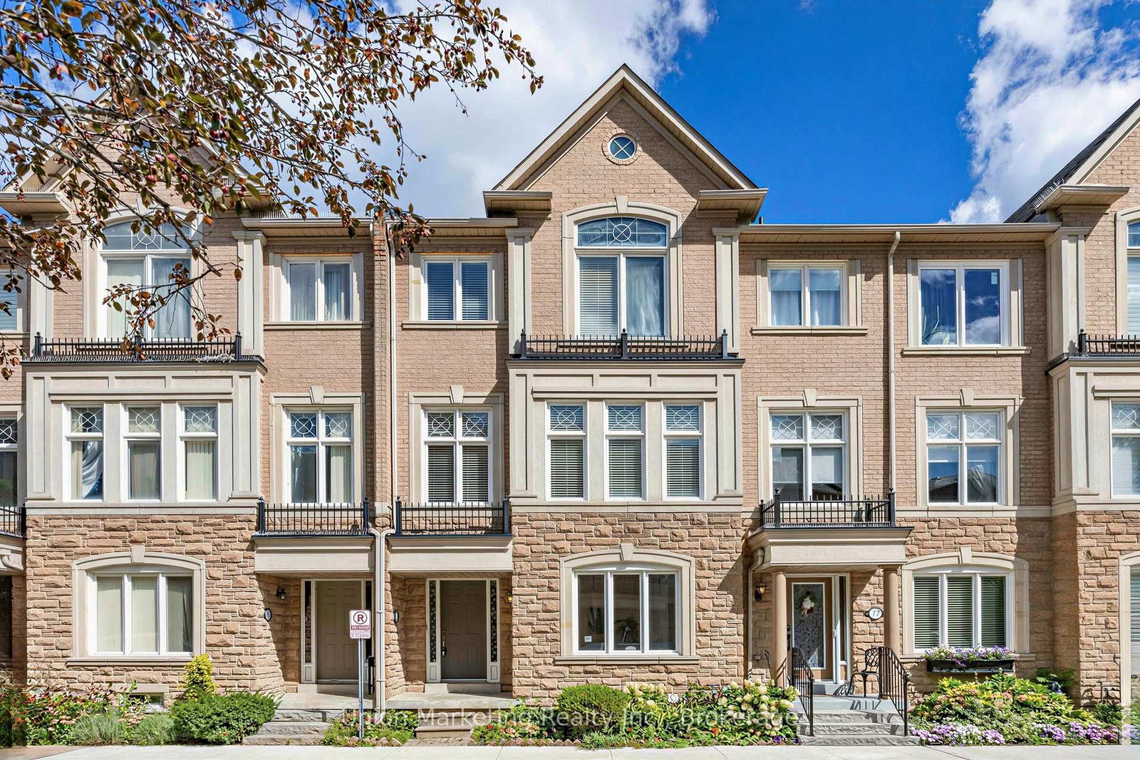 18-yachters-lane-toronto-etobicoke-ontario-w13758016