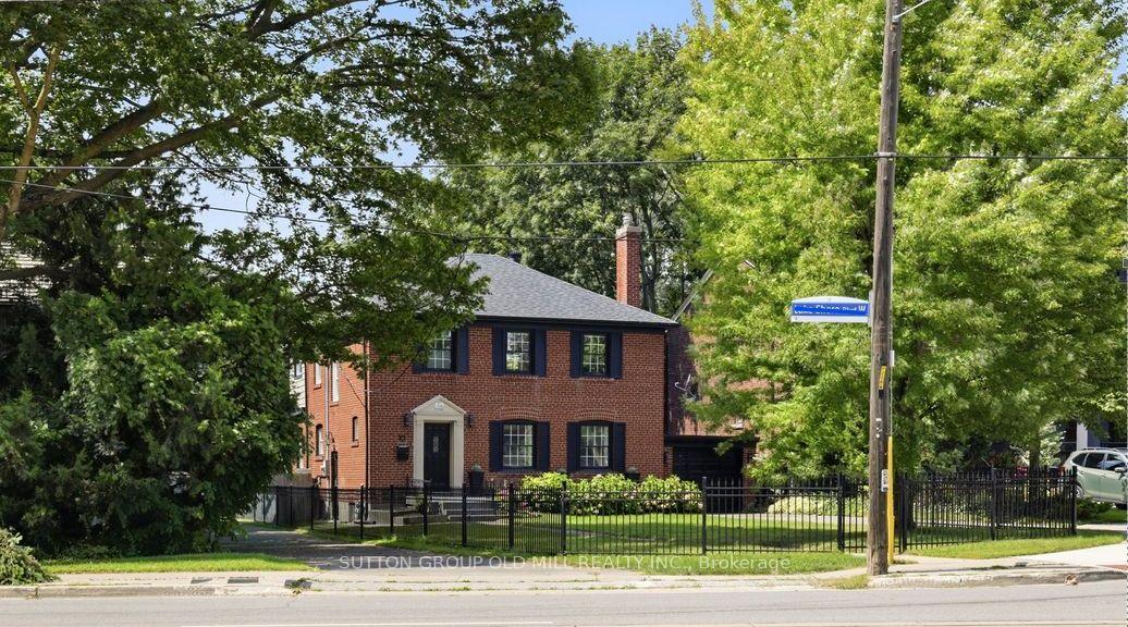 10-queens-avenue-toronto-etobicoke-ontario-w13758096