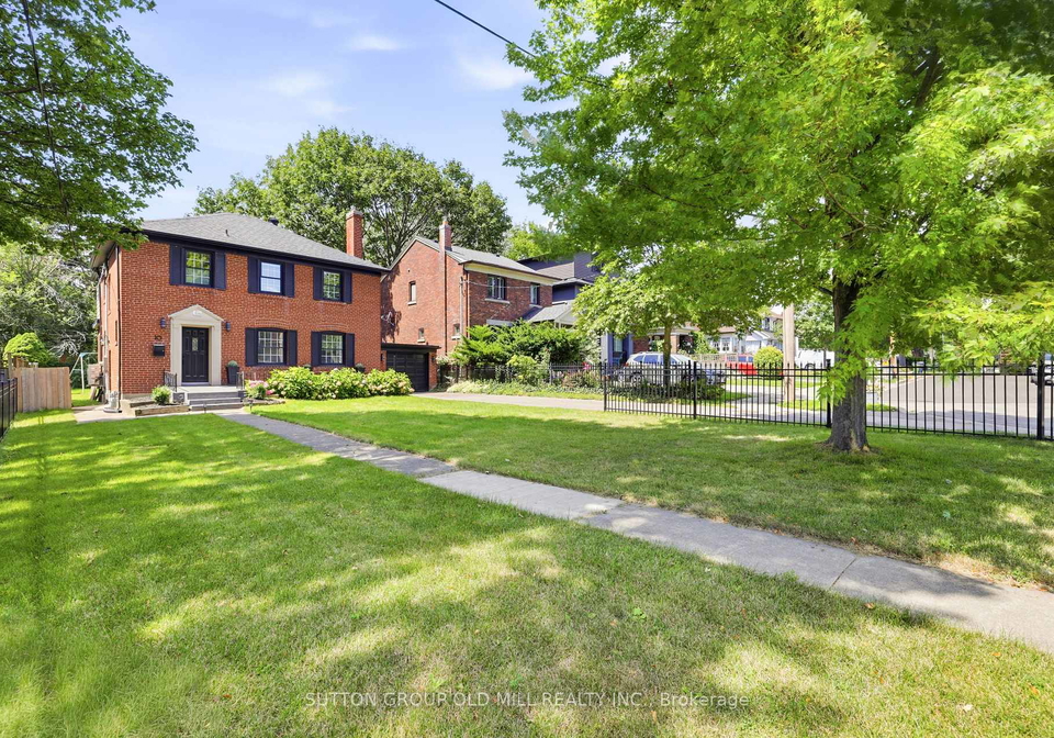 10-queens-avenue-toronto-etobicoke-ontario-w13758096