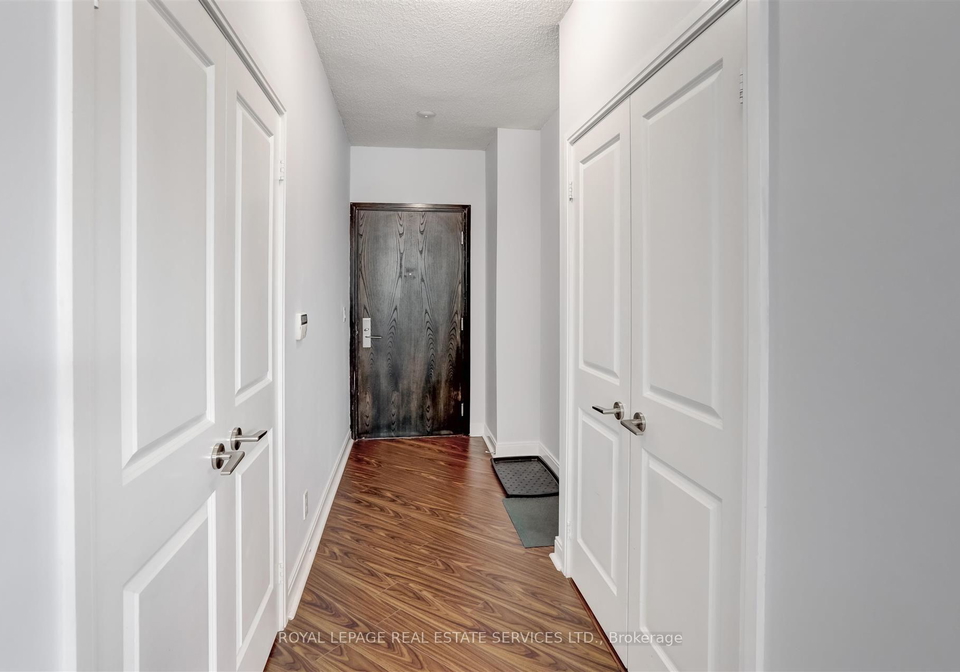 80-absolute-avenue-mississauga-ontario-w13758208