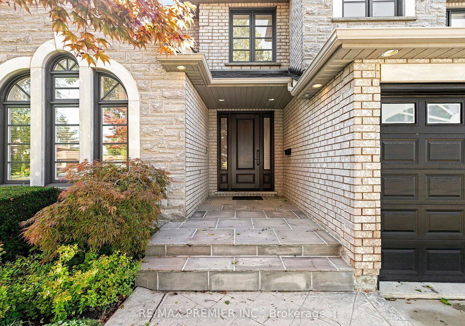 27-gaydon-avenue-toronto-york-ontario-w13758586