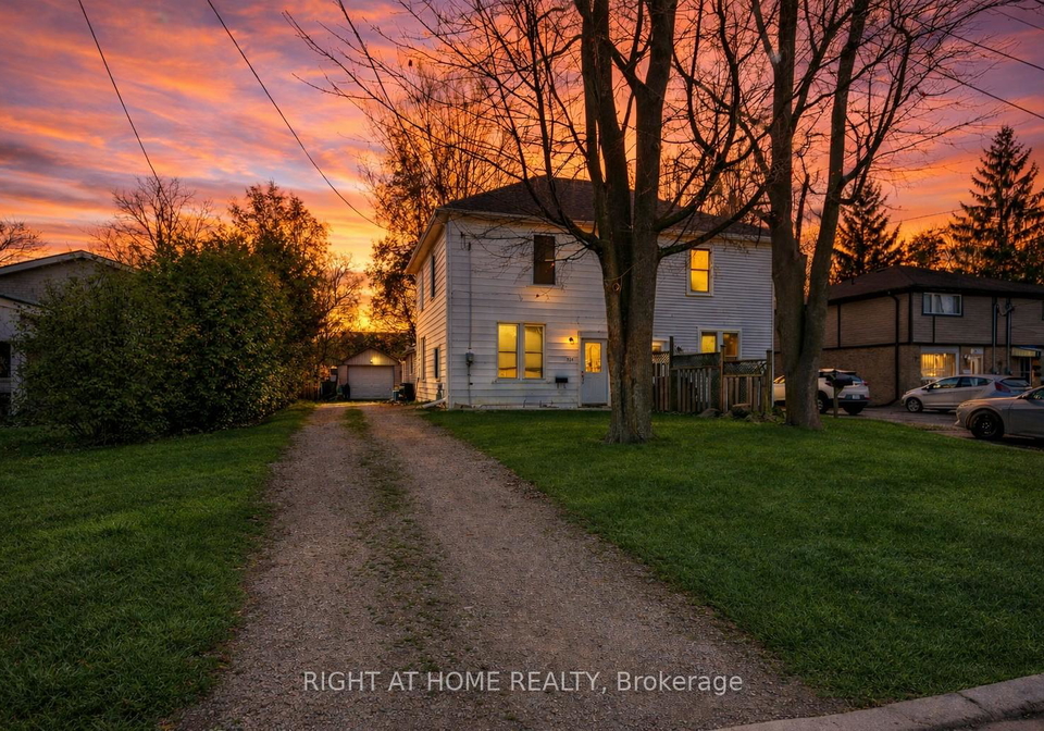 126-poplar-avenue-halton-hills-ontario-w13758700