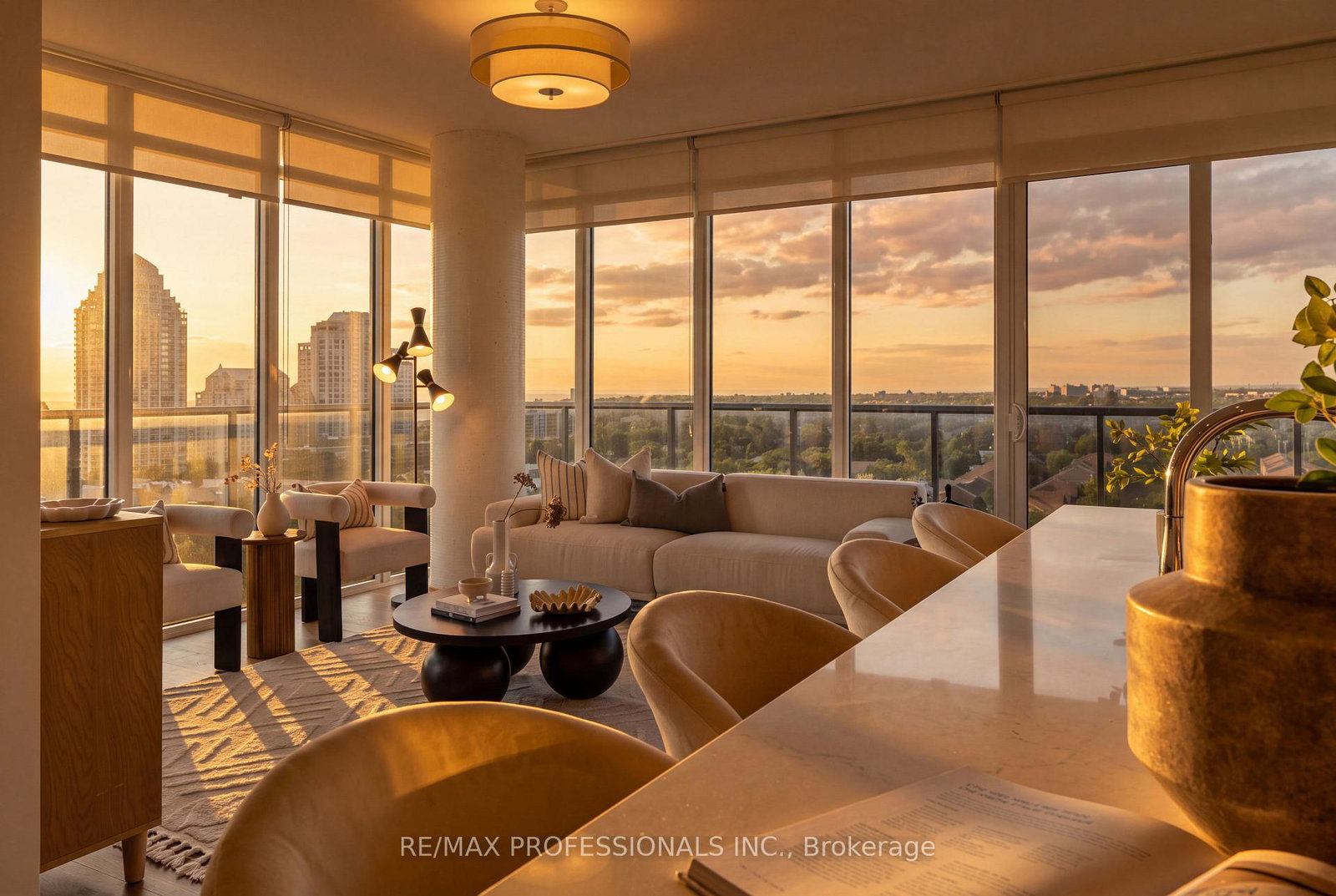 88-park-lawn-road-toronto-etobicoke-ontario-w13758828