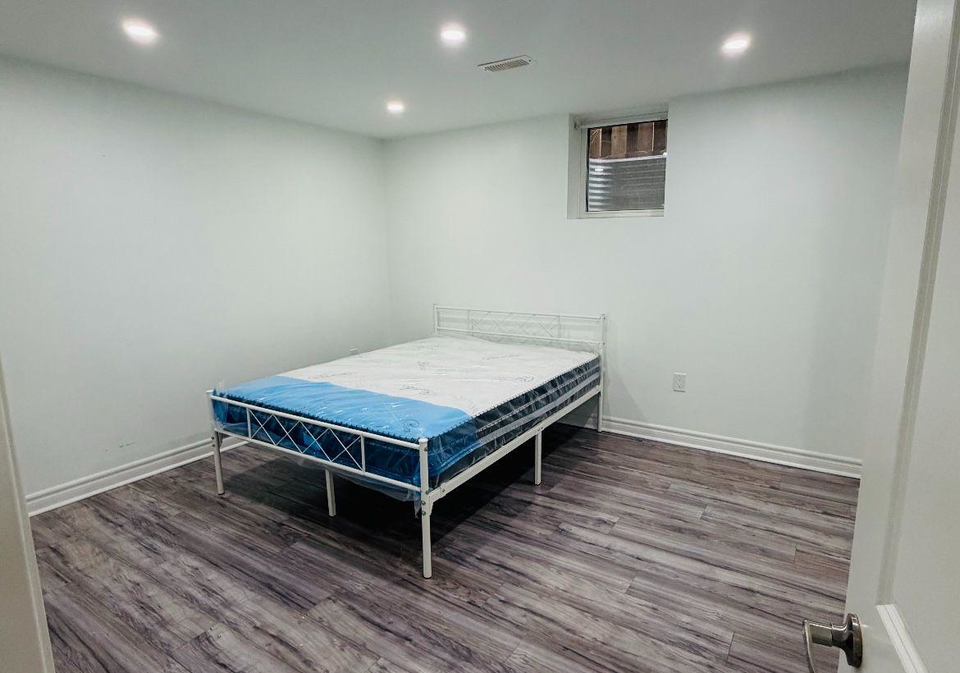 445-malaga-road-mississauga-ontario-w13758978