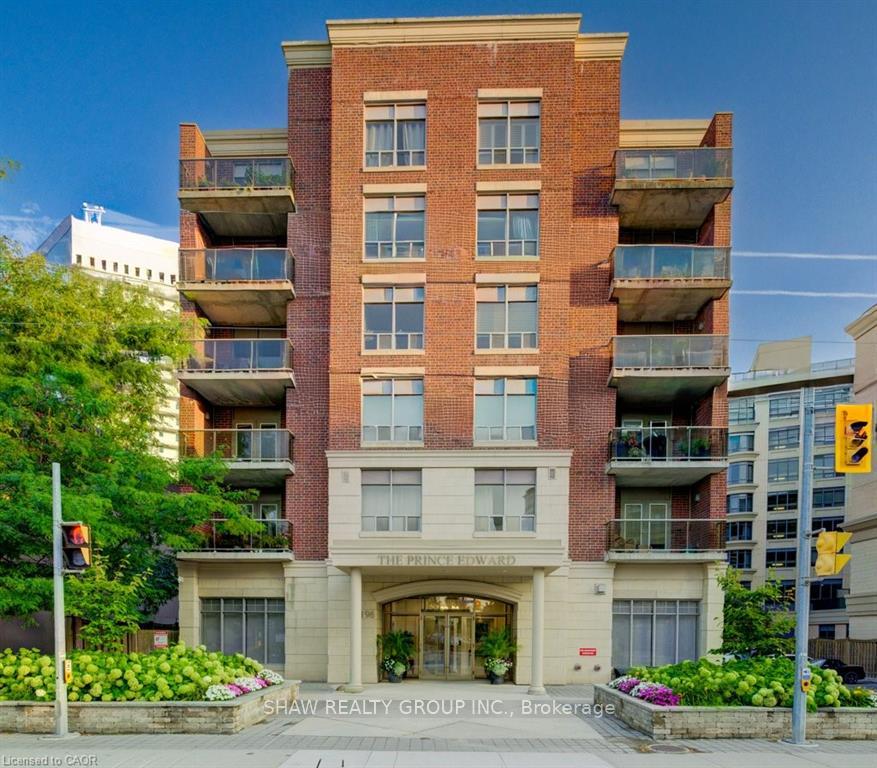4196-dundas-street-toronto-etobicoke-ontario-w13759350