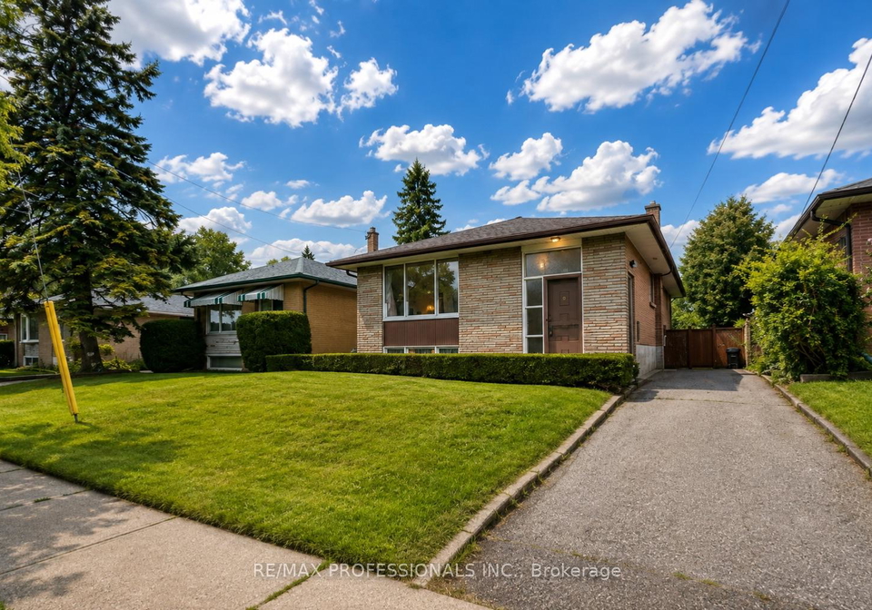 28-baskerville-crescent-toronto-etobicoke-ontario-w13759640
