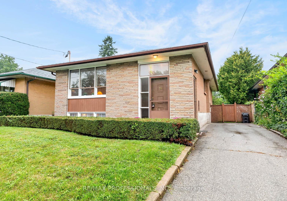 28-baskerville-crescent-toronto-etobicoke-ontario-w13759640