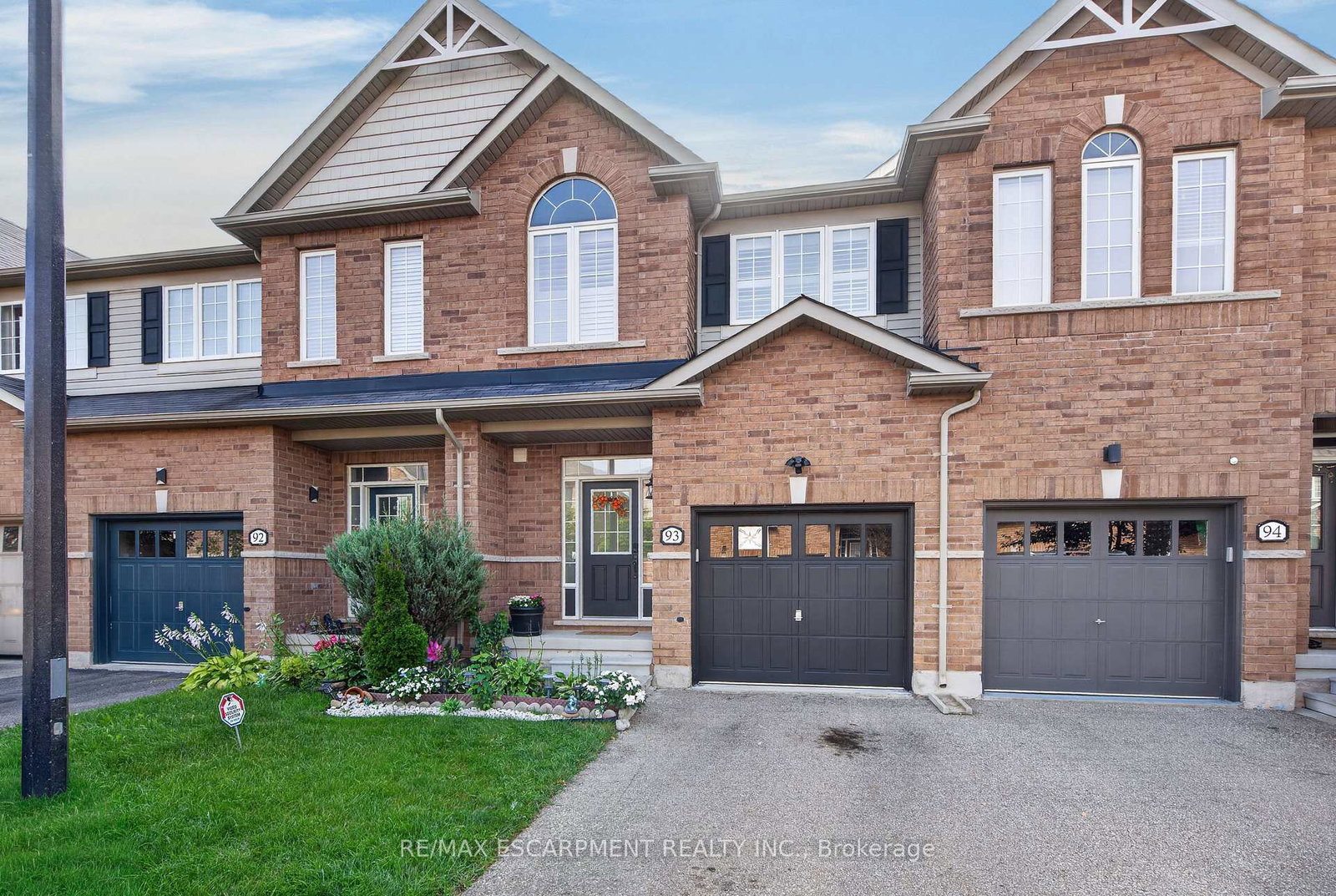 651-farmstead-drive-milton-ontario-w13759702