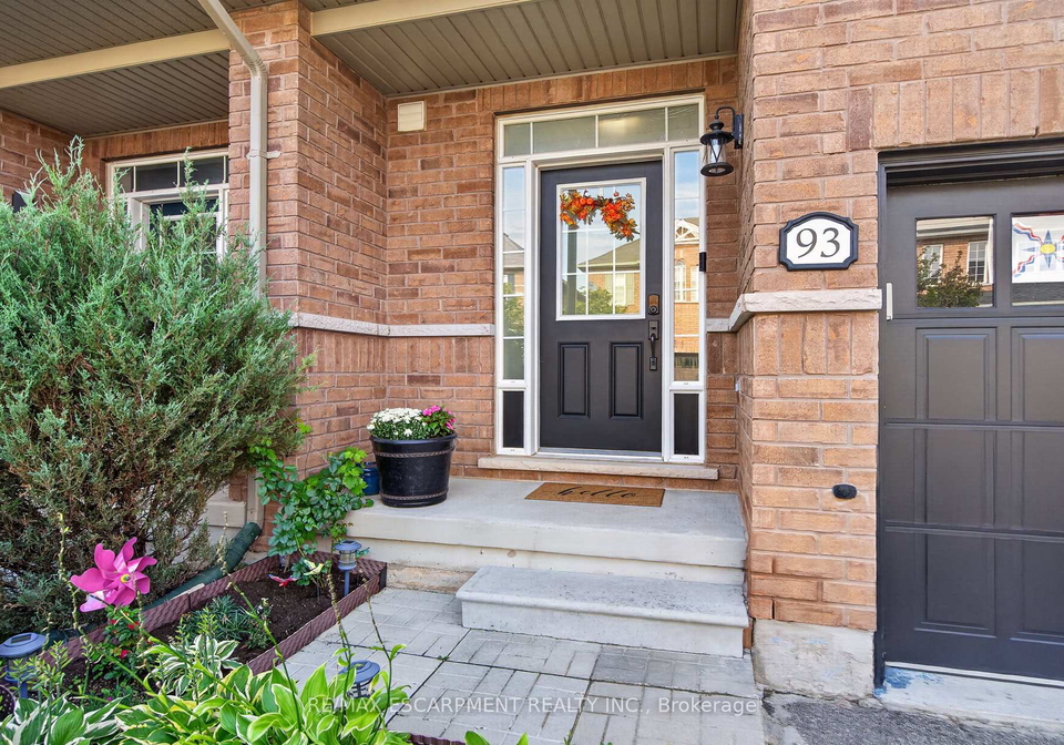 651-farmstead-drive-milton-ontario-w13759702