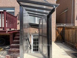 12-kimborough-hollow-brampton-ontario-w13759942