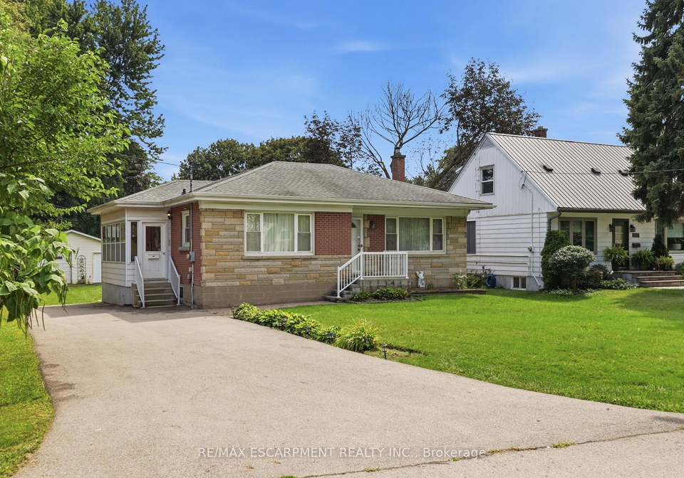 522-enfield-road-burlington-ontario-w13759944