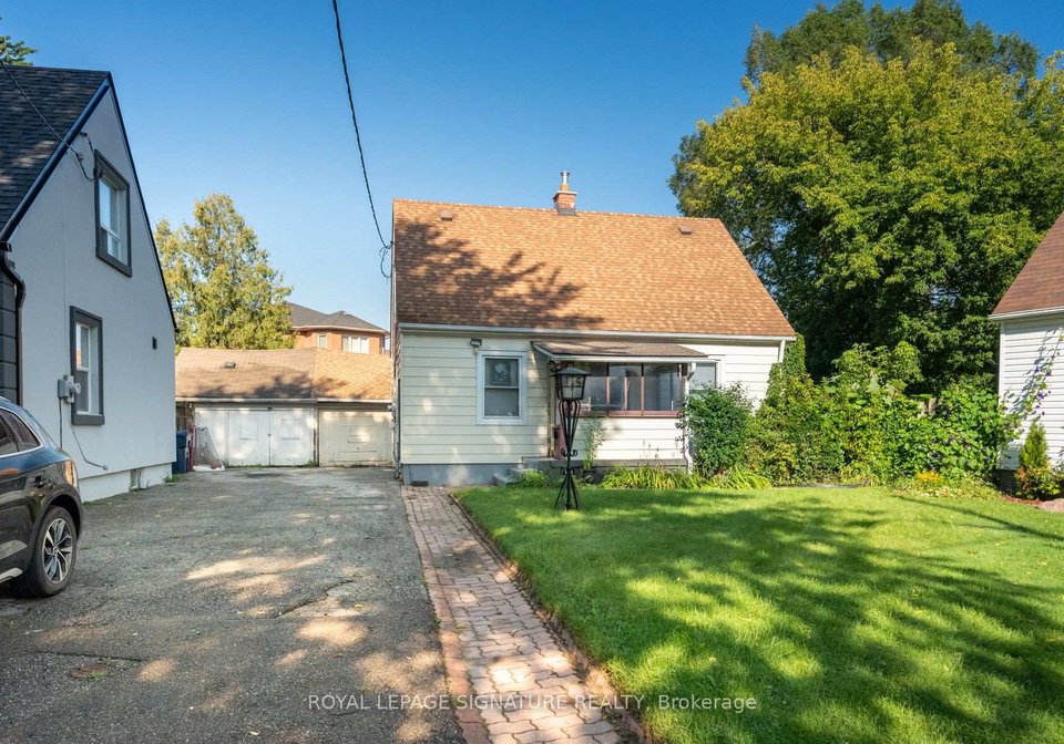 15-kemp-square-toronto-north-york-ontario-w13759988