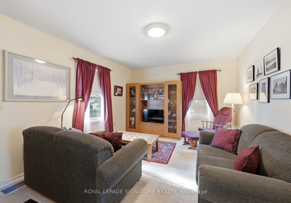 15-kemp-square-toronto-north-york-ontario-w13759988