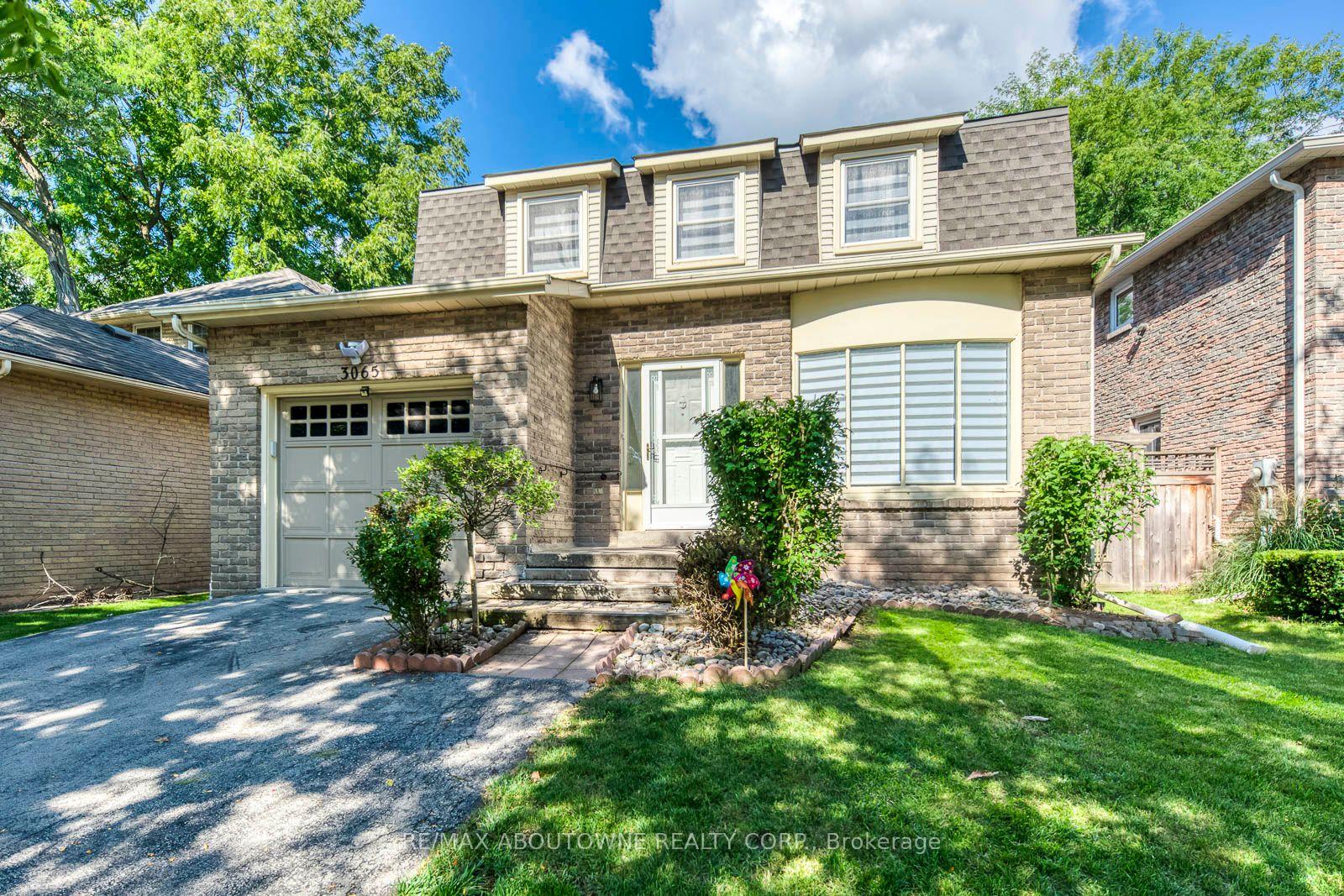 3065-silverthorn-drive-oakville-ontario-w13760180