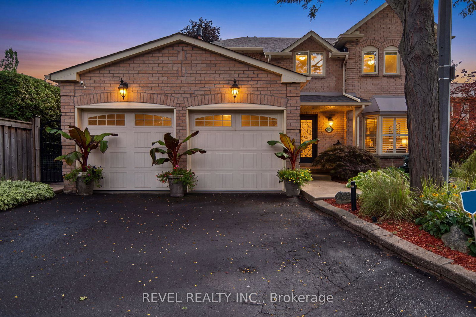 6624-mockingbird-lane-mississauga-ontario-w13760526
