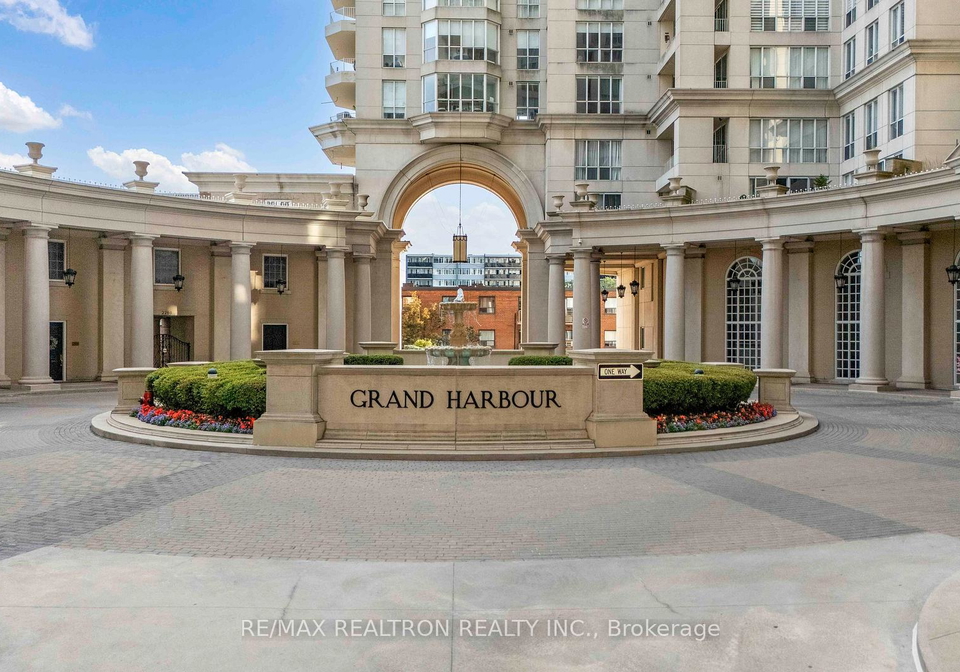 2287-lake-shore-boulevard-w-toronto-etobicoke-ontario-w13760612