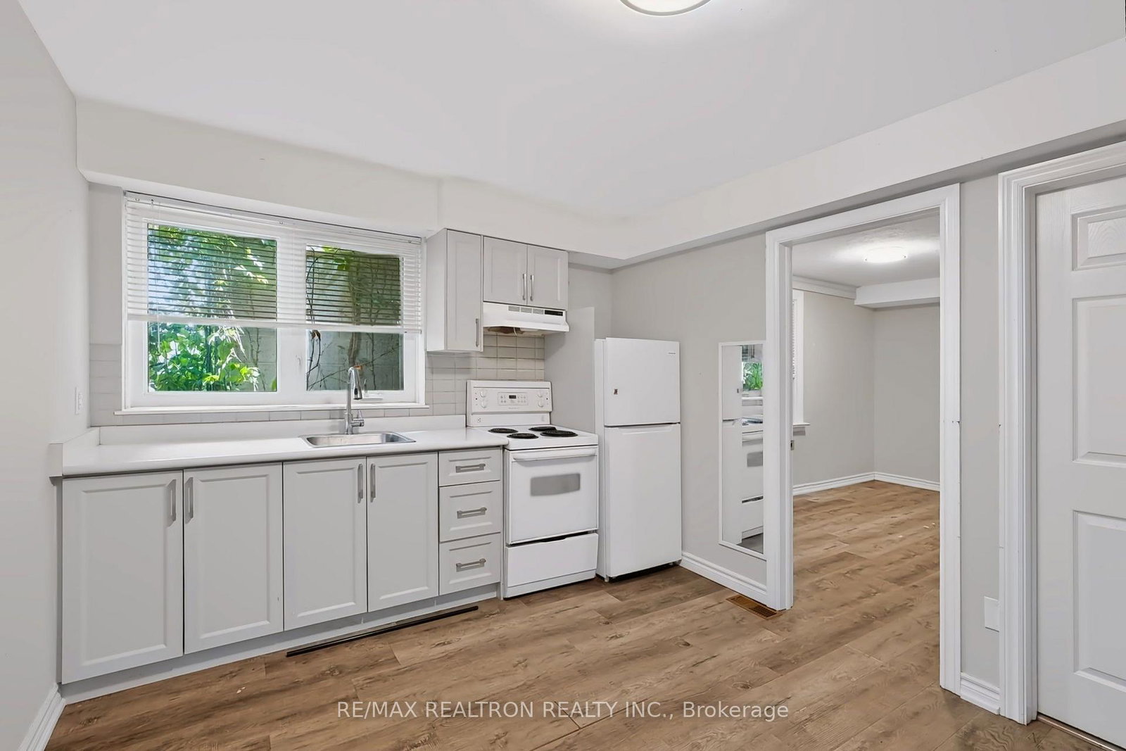 1576-eglinton-avenue-w-toronto-north-york-ontario-w13760672