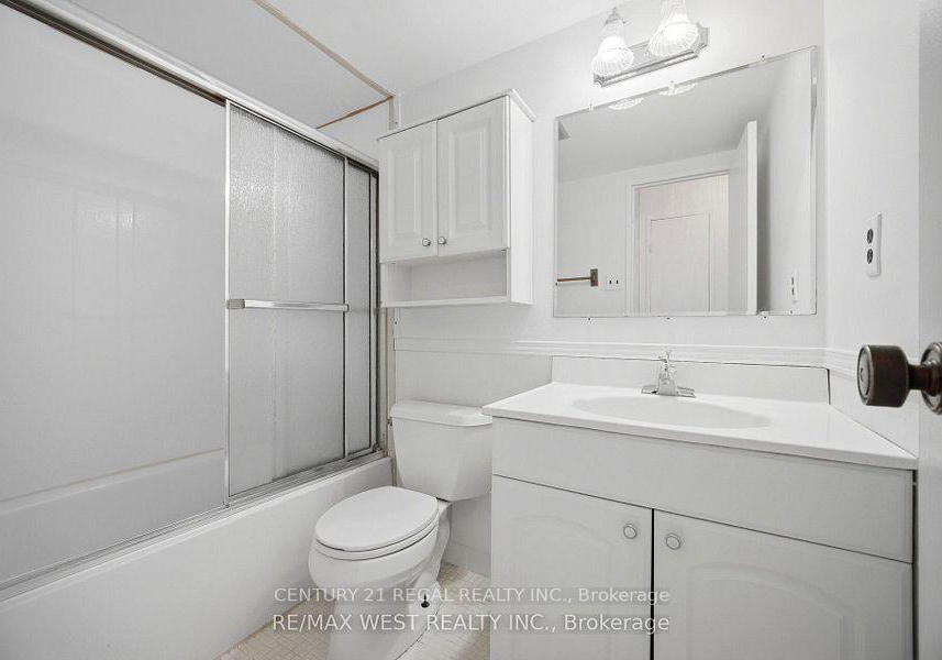 15-kensington-road-brampton-ontario-w13760680