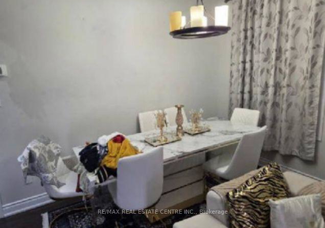 48-bear-run-road-brampton-ontario-w13760860