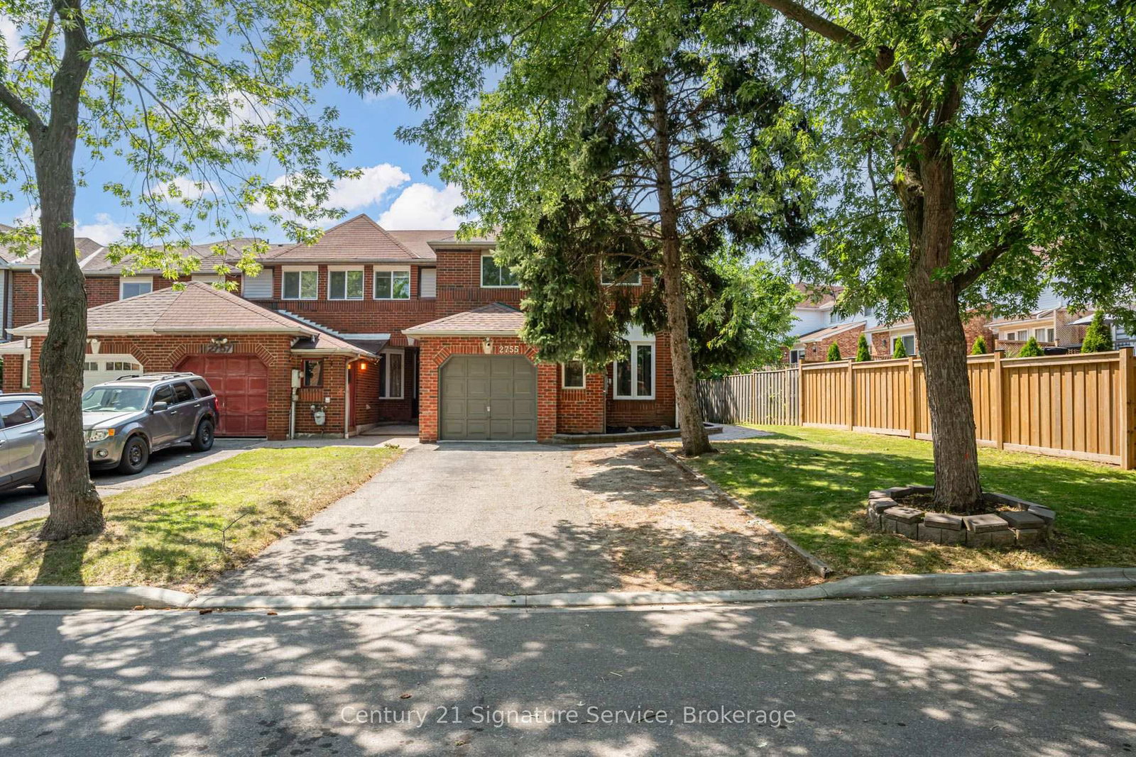 2755-lindholm-crescent-mississauga-ontario-w13761042