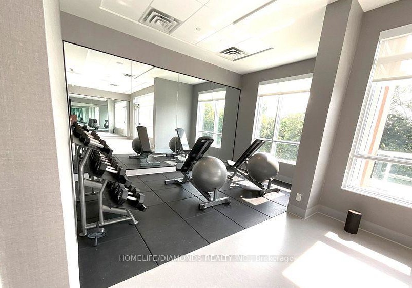 10-wilby-crescent-toronto-north-york-ontario-w13761048
