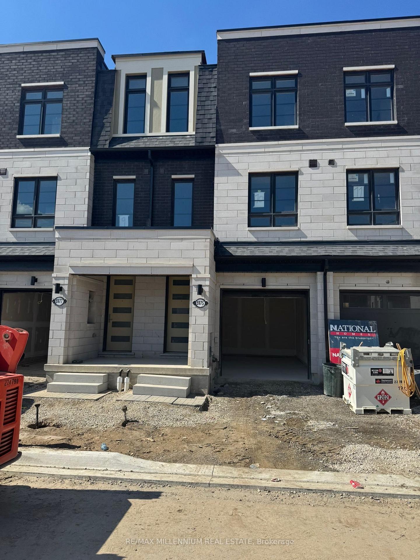 5975-saigon-street-mississauga-ontario-w13761164