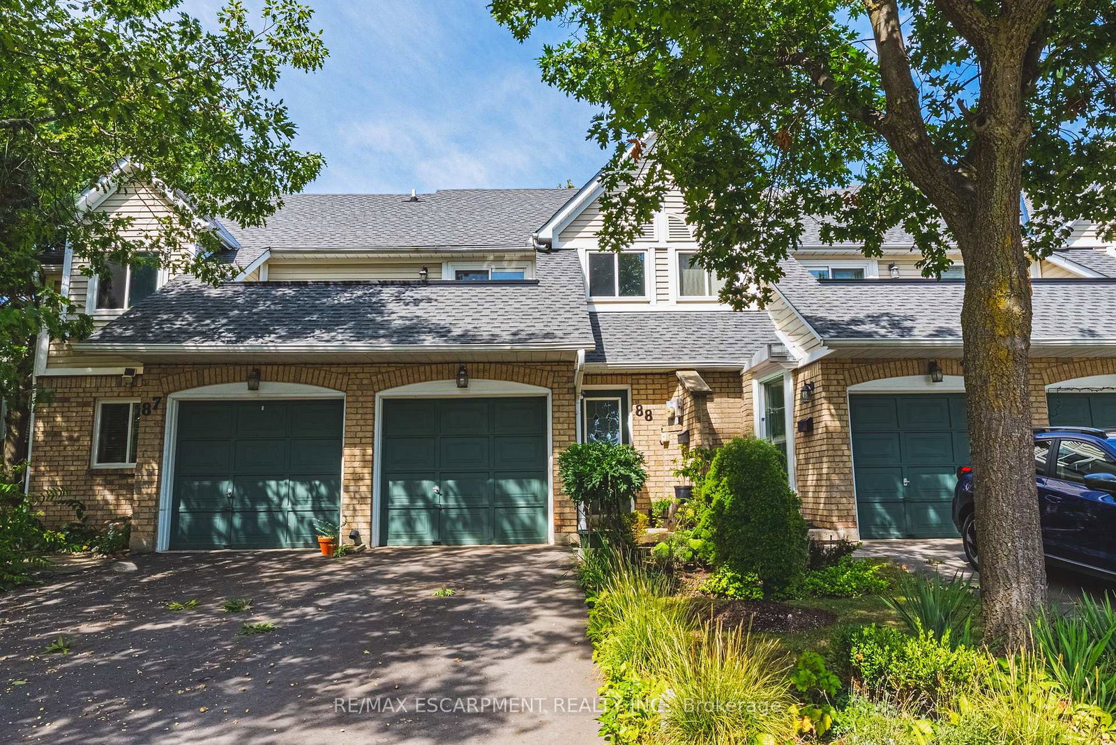 2530-northampton-boulevard-burlington-ontario-w13761272