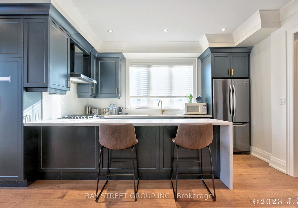 60-emmett-avenue-toronto-north-york-ontario-w13761332